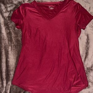 Red, stretchy, breathable, perfect for running or going to the gym.